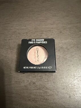MAC Cosmetics Single Eyeshadow - Phloof